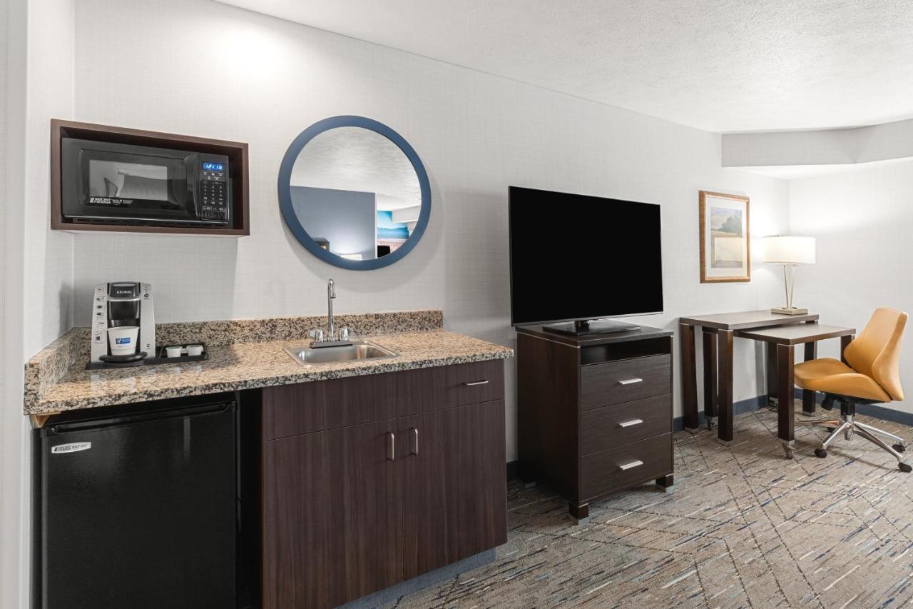 Holiday Inn Express Wenatchee By Ihg Экстерьер фото