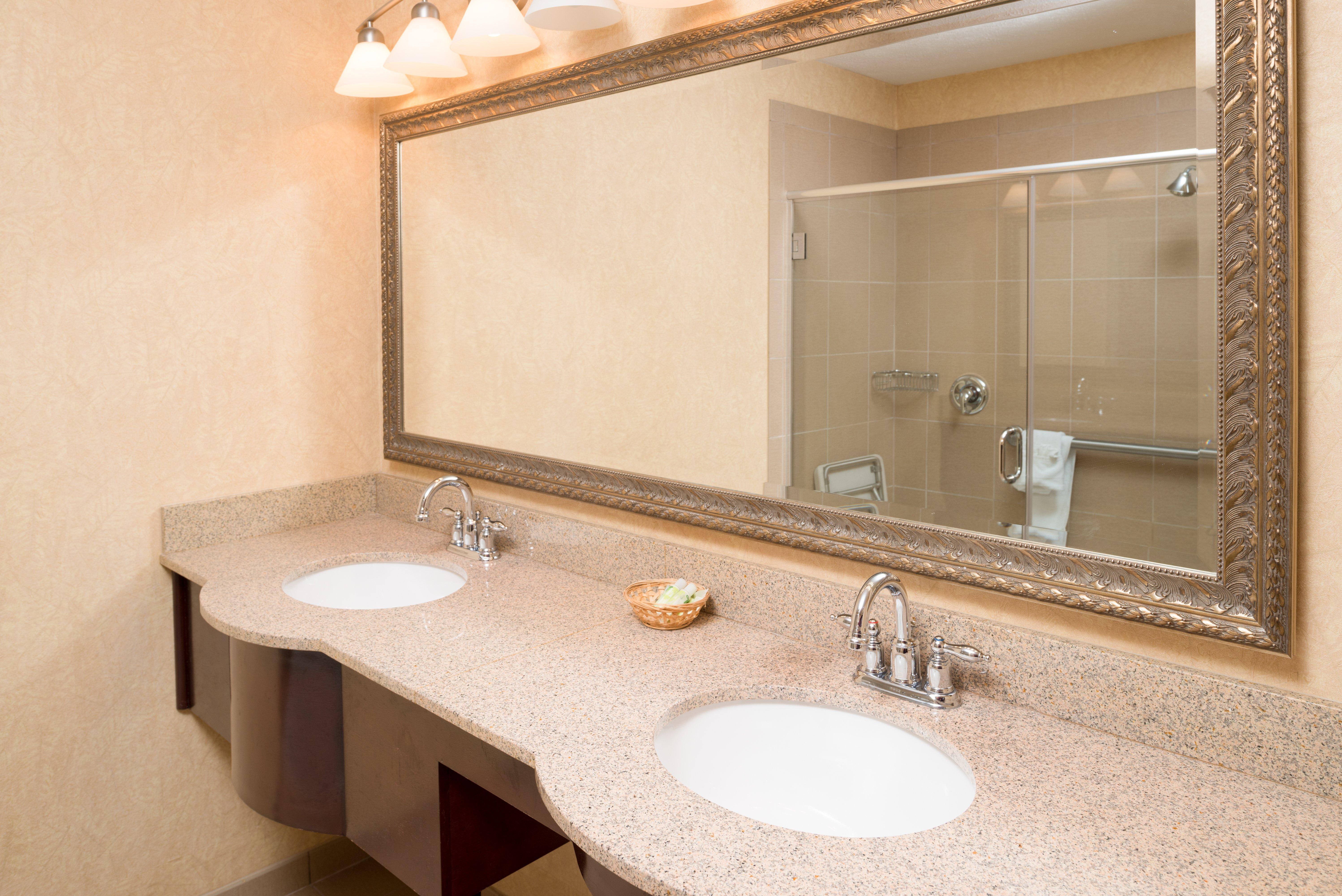 Holiday Inn Express Wenatchee By Ihg Экстерьер фото