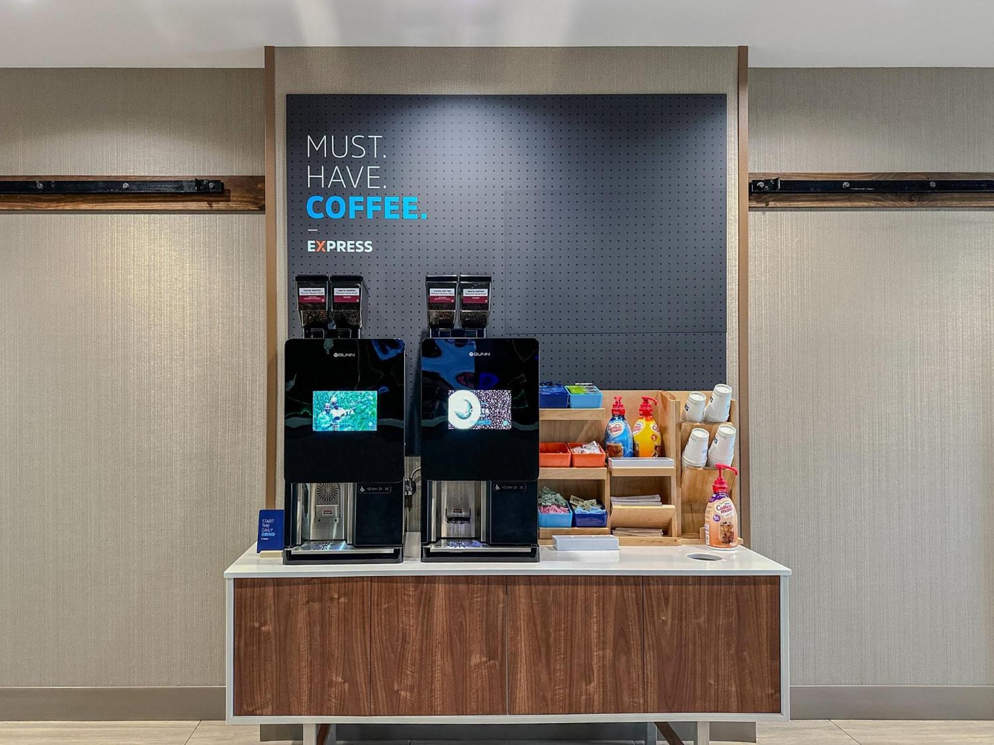 Holiday Inn Express Wenatchee By Ihg Экстерьер фото